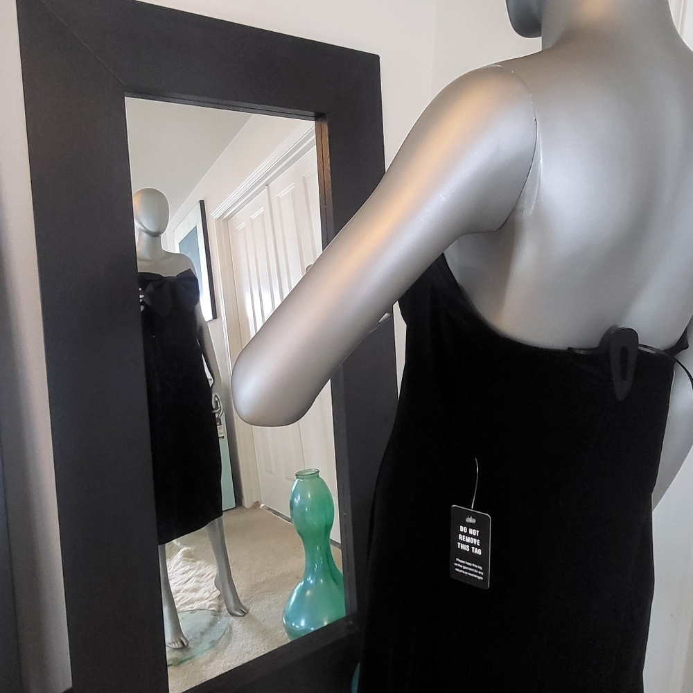 Express Black Strapless Dress with Bow Accent - Picture 3 of 8